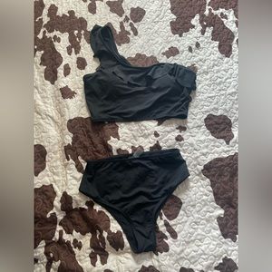 One shoulder bikini